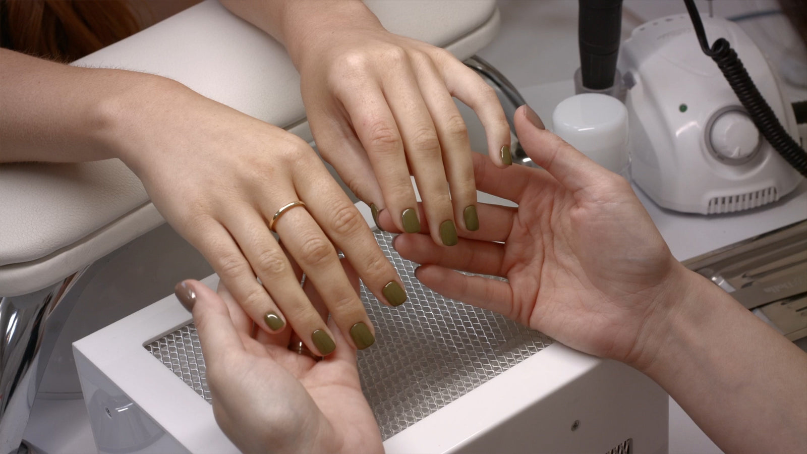 Rule the Social Scene with 'INSTA QUEEN' Gel Nail Polish | Dolla