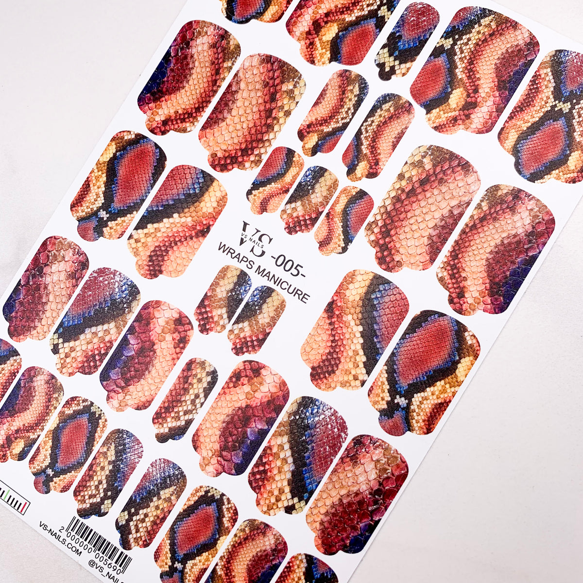 VS wraps manicure 05 are the best manicure wraps in UK from the nail company Miss Dolla. It is the best wraps manicure 5.