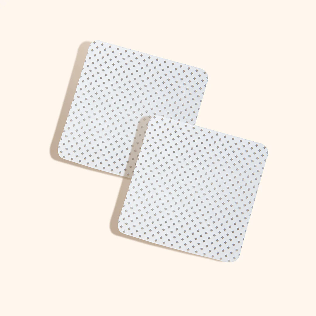 Eco-friendly nail wipes perfect for gel nail preparation and residue removal.